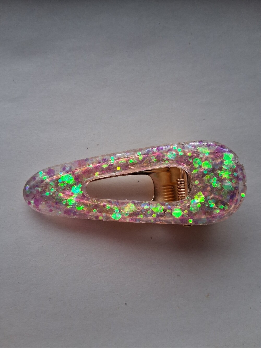 5/$25 Iridescent Pink Glitter Resin Hair Clip